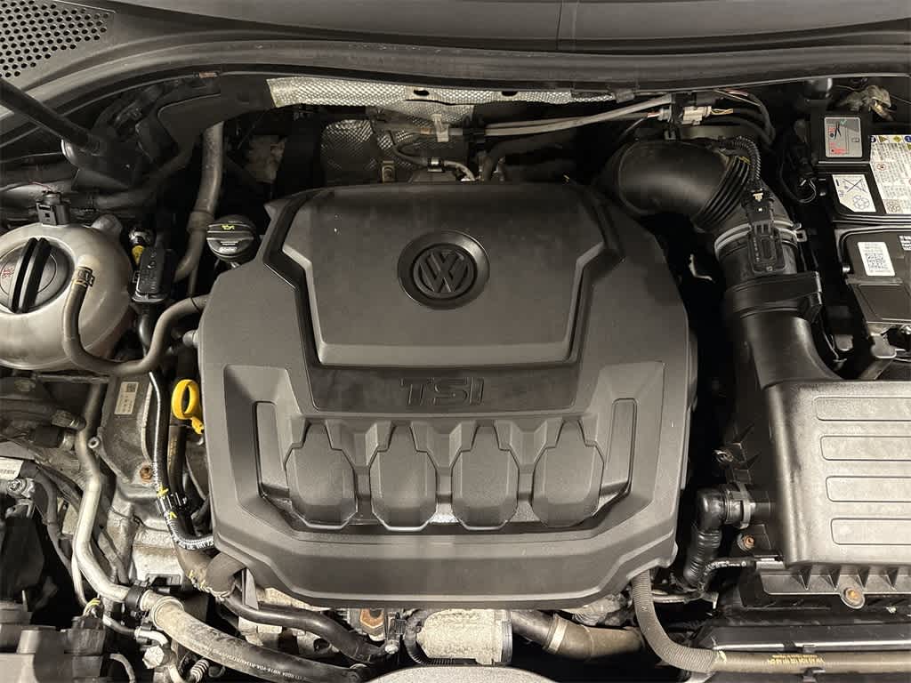 Thumbnail: 2018 Volkswagen Tiguan - 11