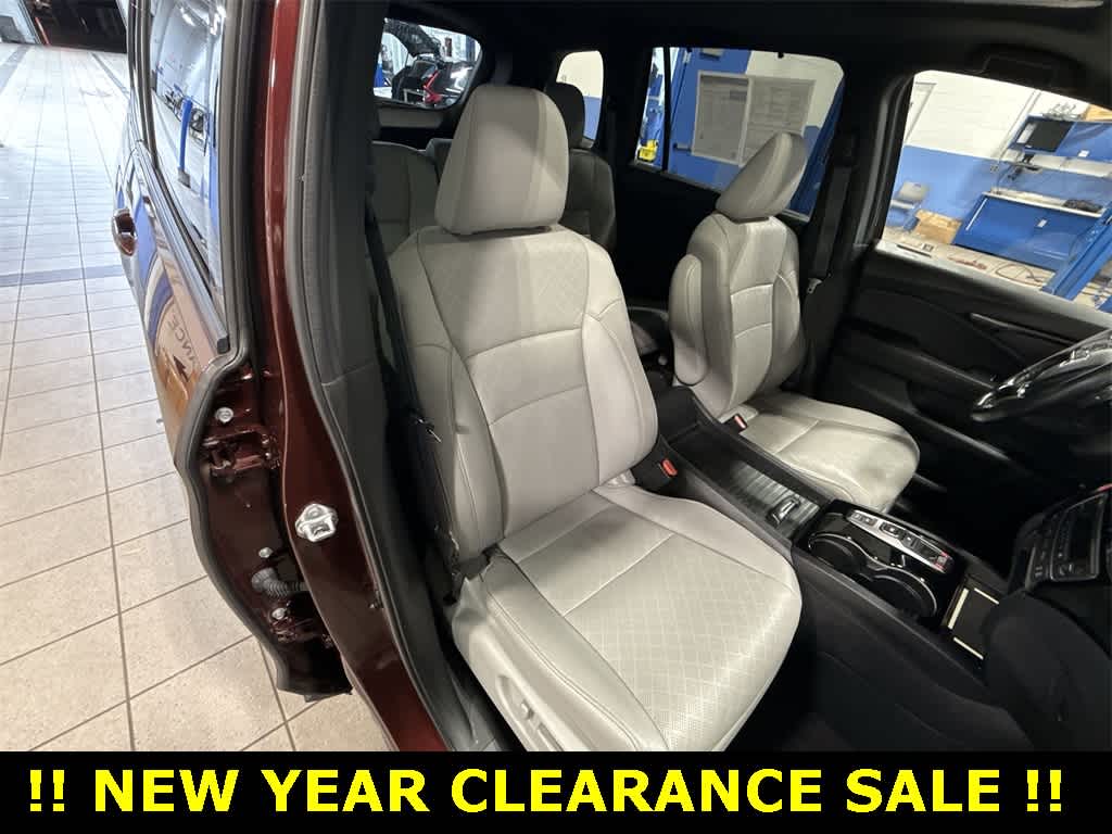 Thumbnail: 2021 Honda Passport - 21