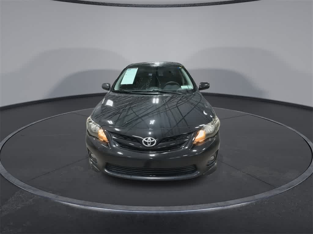 Thumbnail: 2012 Toyota Corolla - 3