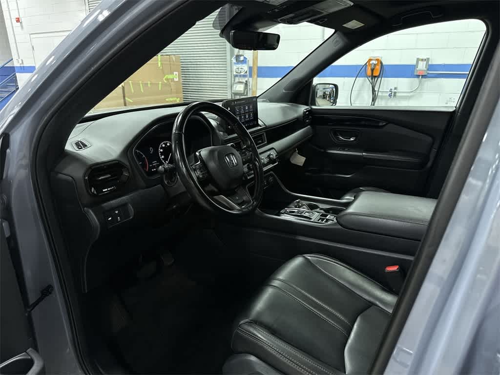 Thumbnail: 2024 Honda Pilot - 32