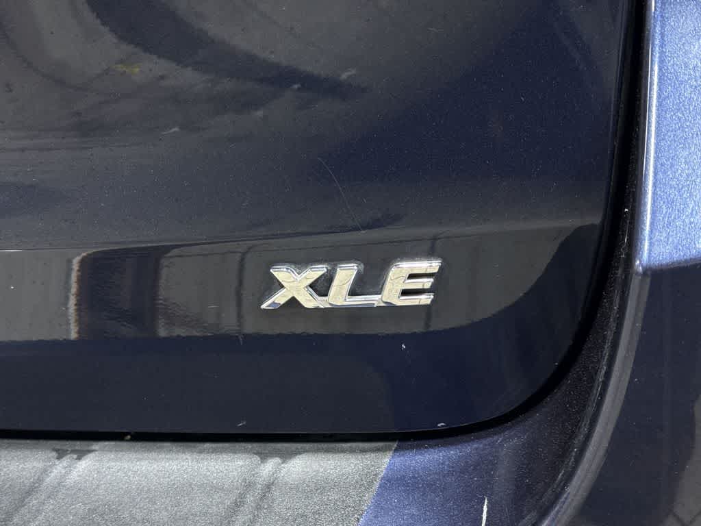 Thumbnail: 2020 Toyota Sienna - 29