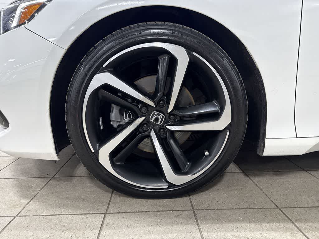 Thumbnail: 2022 Honda Accord - 10