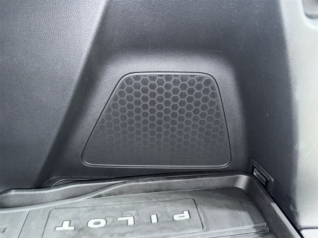 Thumbnail: 2025 Honda Pilot - 26