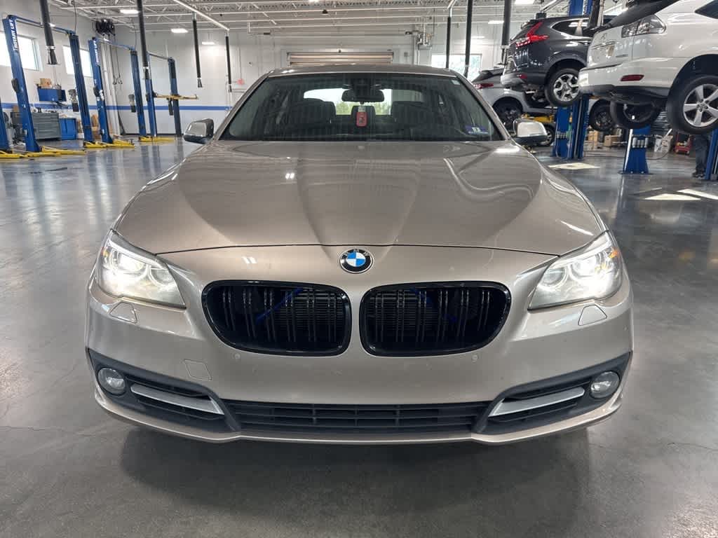 Thumbnail: 2016 BMW 5 Series - 6