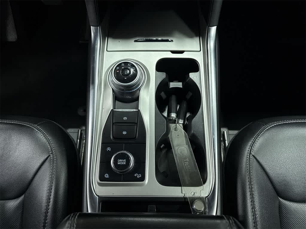 Thumbnail: 2022 Ford Explorer - 35