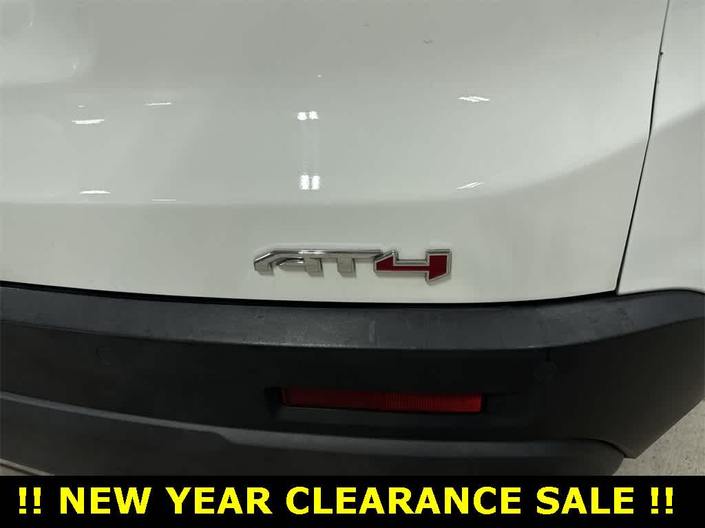 Thumbnail: 2022 GMC Acadia - 28