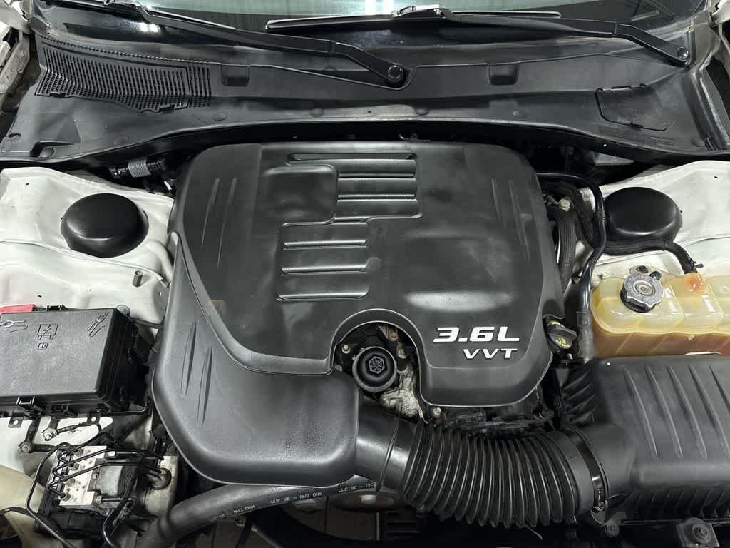 Thumbnail: 2018 Dodge Charger - 12