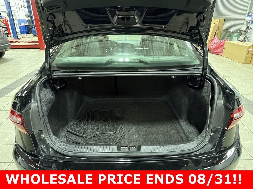 Thumbnail: 2019 Volkswagen Jetta - 11