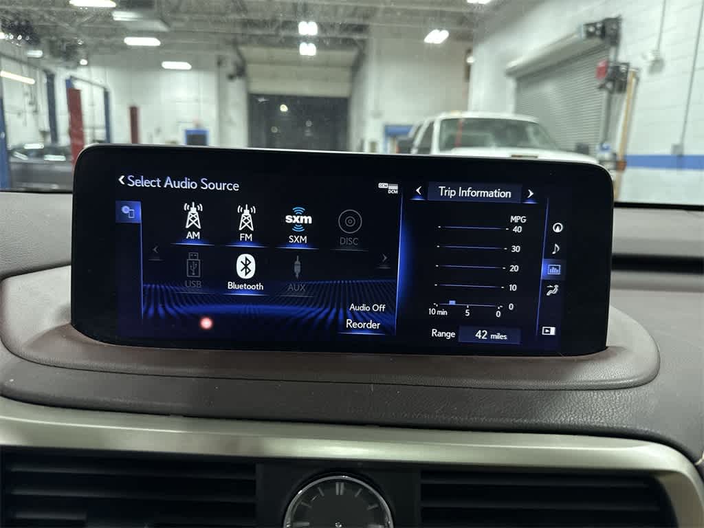 Thumbnail: 2020 Lexus RX - 21