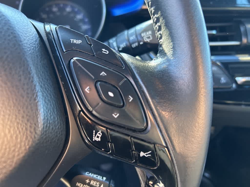 Thumbnail: 2020 Toyota C-HR - 16