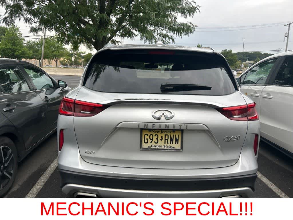 Thumbnail: 2021 INFINITI QX50 - 3