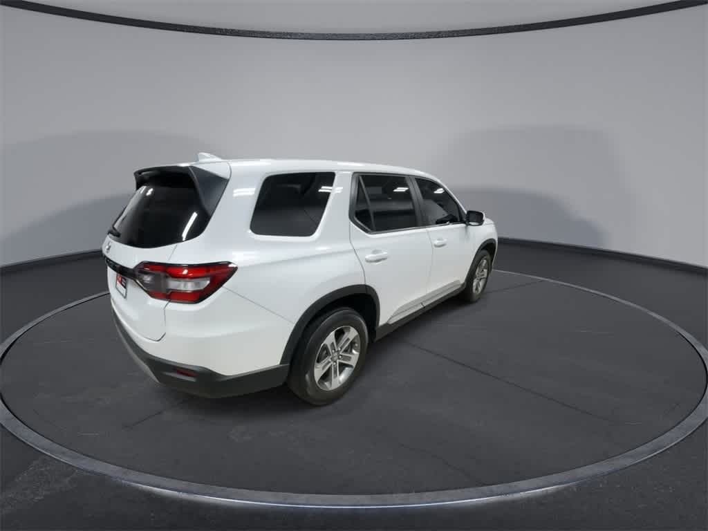 Thumbnail: 2023 Honda Pilot - 8