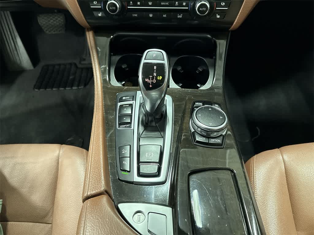 Thumbnail: 2016 BMW 5 Series - 35