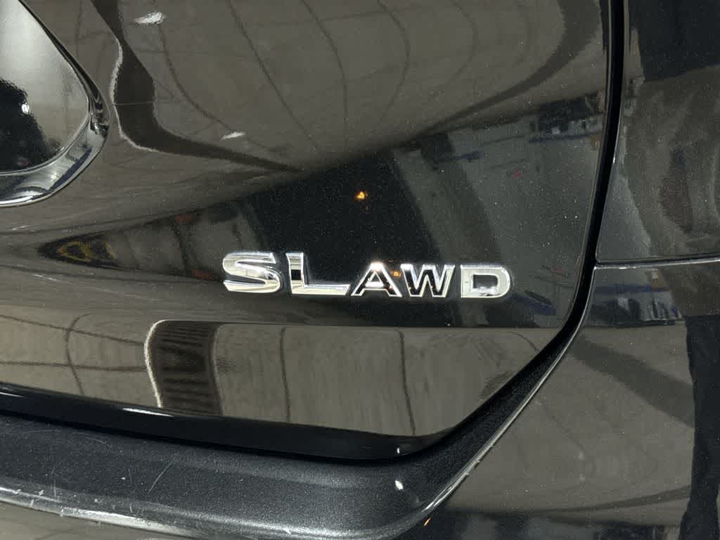 Thumbnail: 2016 Nissan Rogue - 26