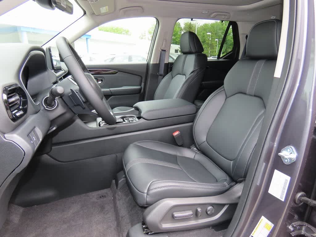 2025 Honda Pilot Touring 12