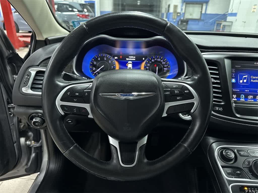 Thumbnail: 2015 Chrysler 200 - 17