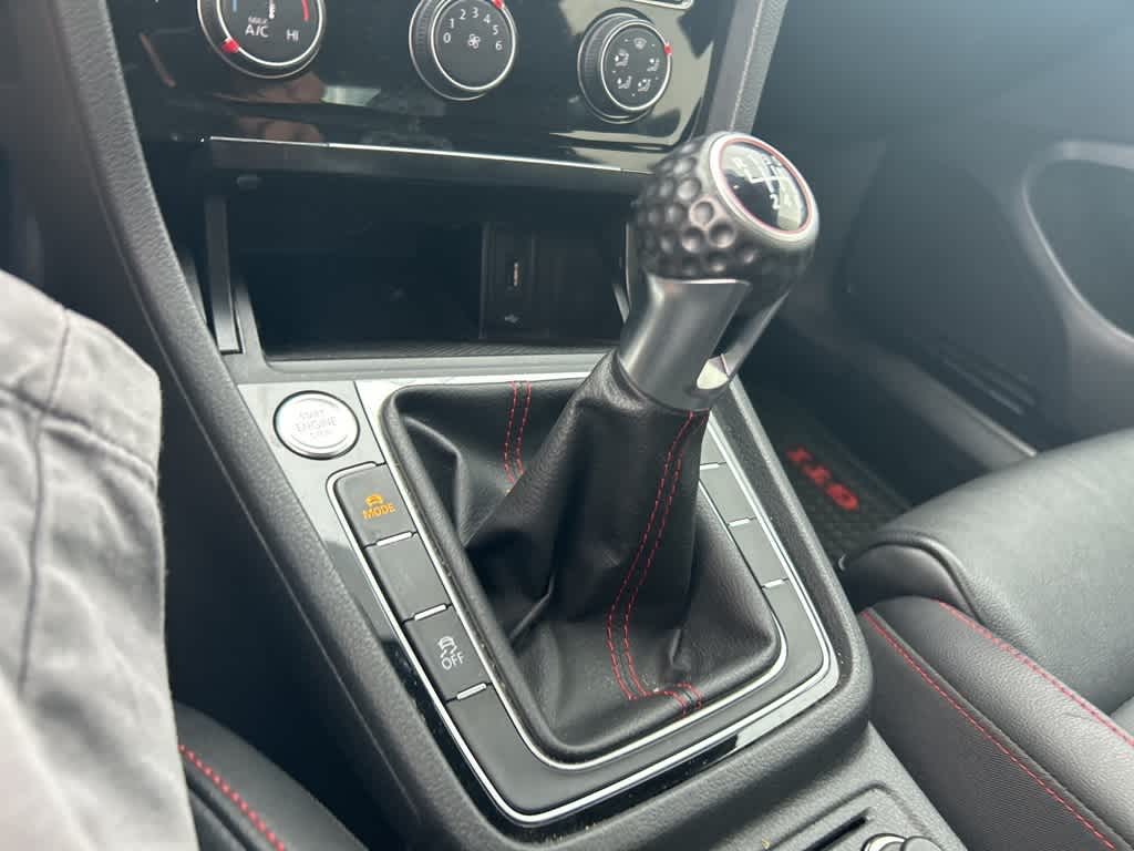 Thumbnail: 2020 Volkswagen Golf - 19