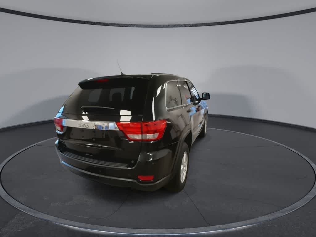 Thumbnail: 2012 Jeep Grand Cherokee - 8