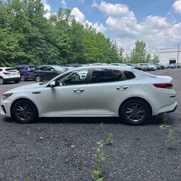 Thumbnail: 2019 Kia Optima - 2