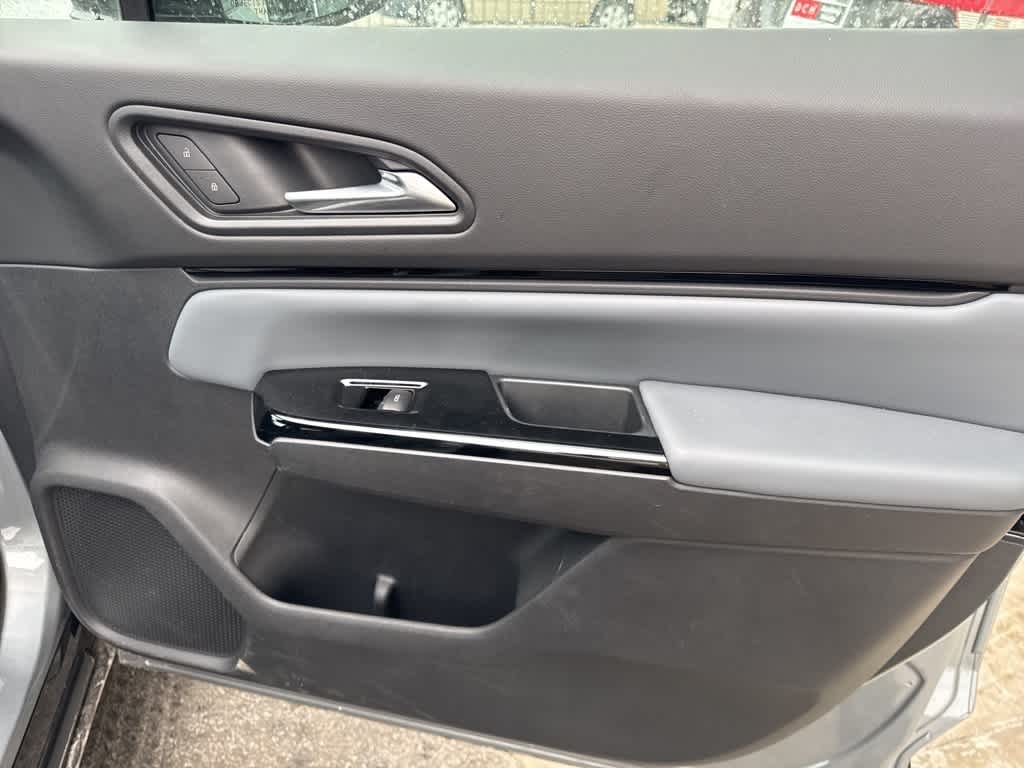 Thumbnail: 2025 Honda Prologue - 17