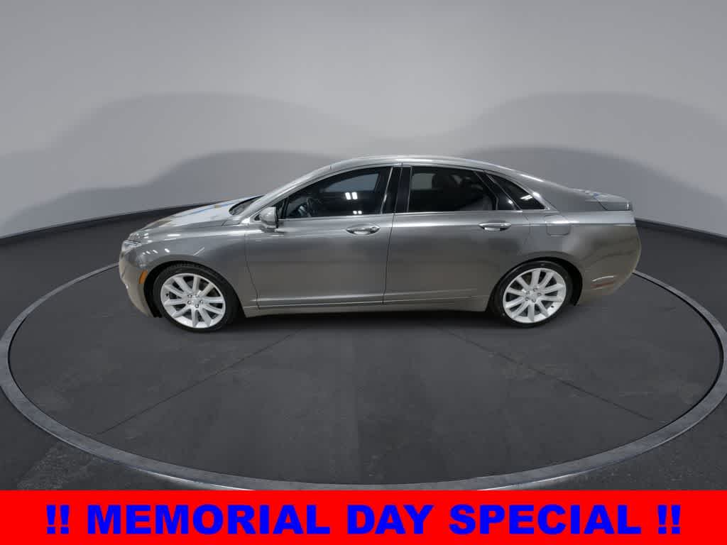 Thumbnail: 2014 Lincoln MKZ - 5