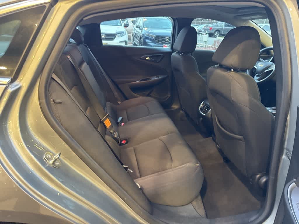 Thumbnail: 2024 Chevrolet Malibu - 20