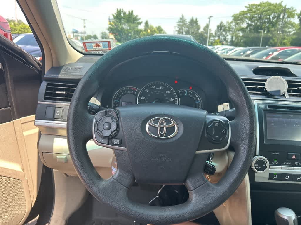 Thumbnail: 2014 Toyota Camry - 4