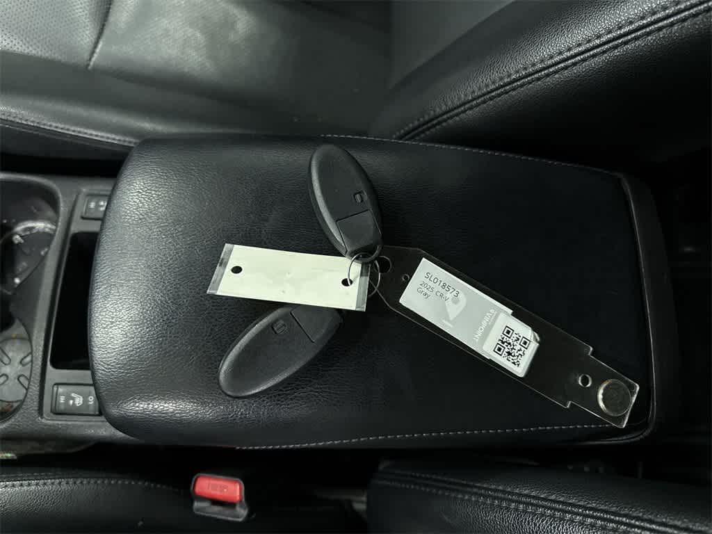 Thumbnail: 2015 Nissan Rogue - 34