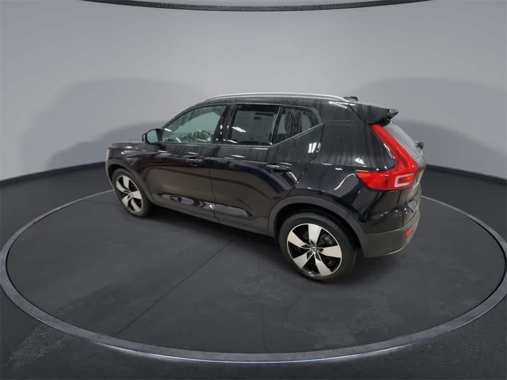 Thumbnail: 2020 Volvo XC40 - 6