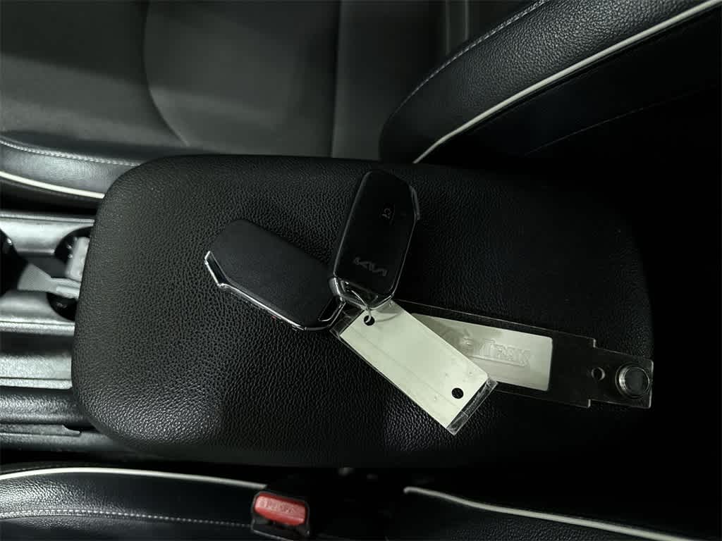 Thumbnail: 2023 Kia Forte - 31