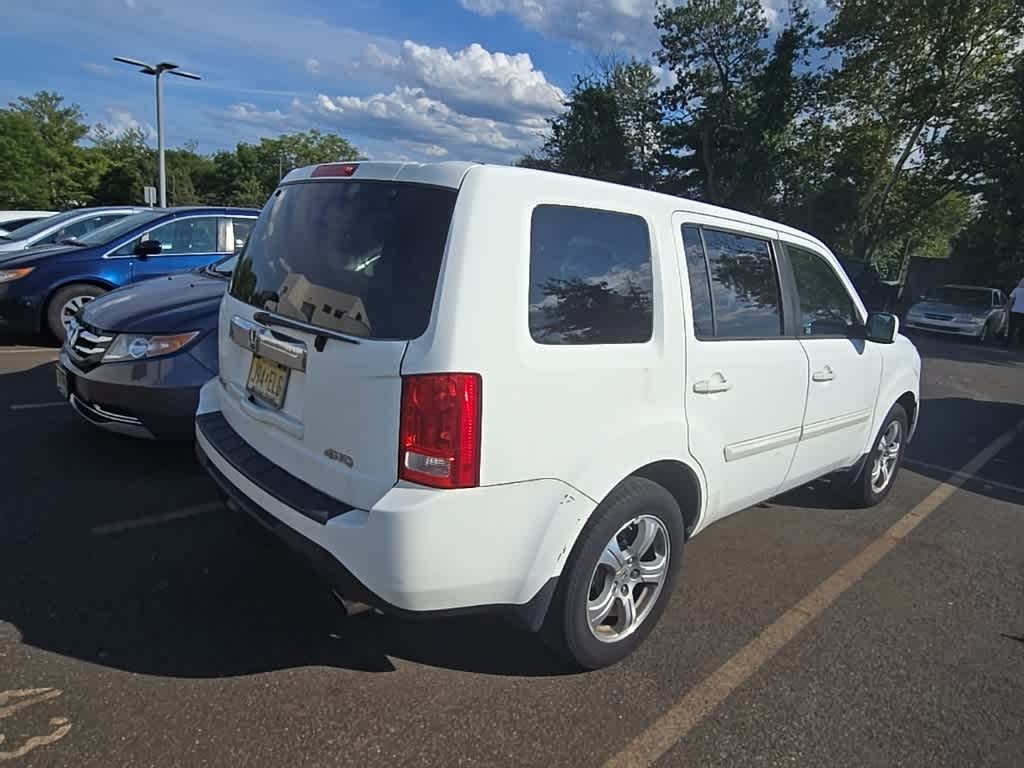 Thumbnail: 2014 Honda Pilot - 10