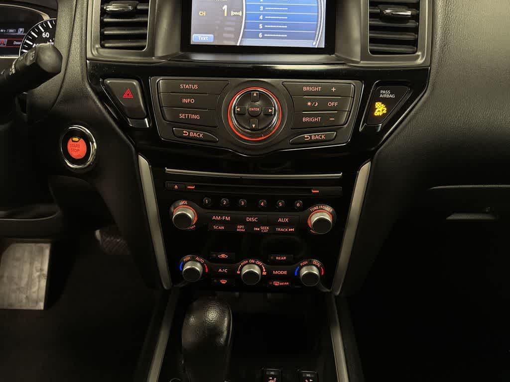 Thumbnail: 2016 Nissan Pathfinder - 22