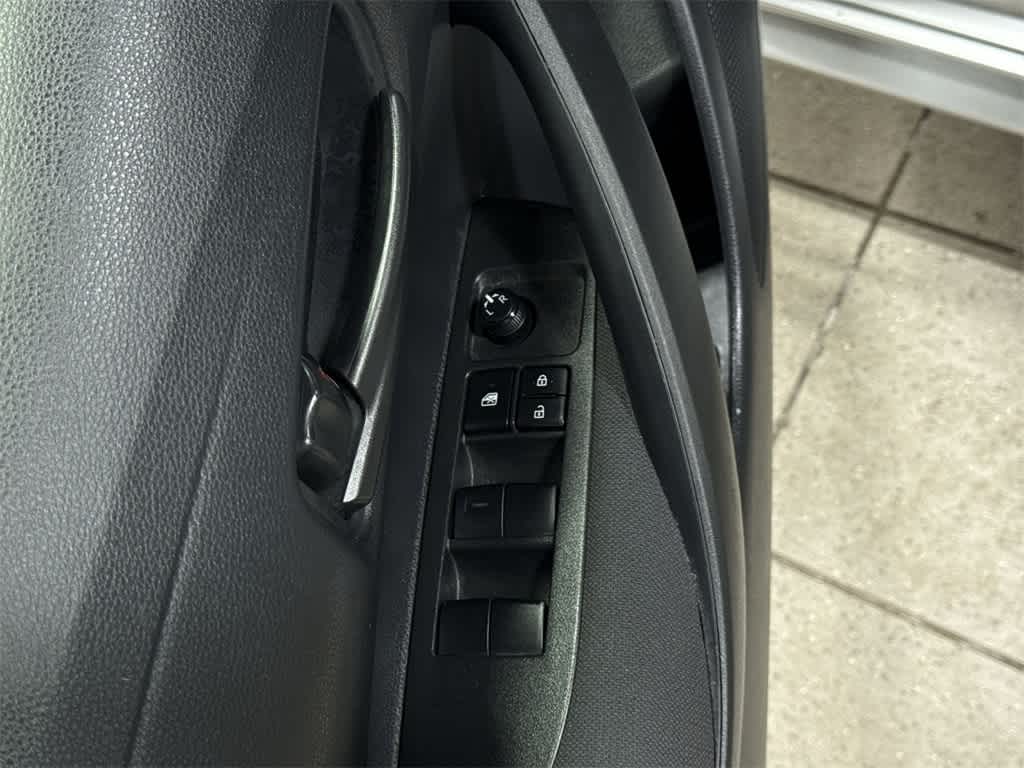 Thumbnail: 2023 Toyota Corolla - 22