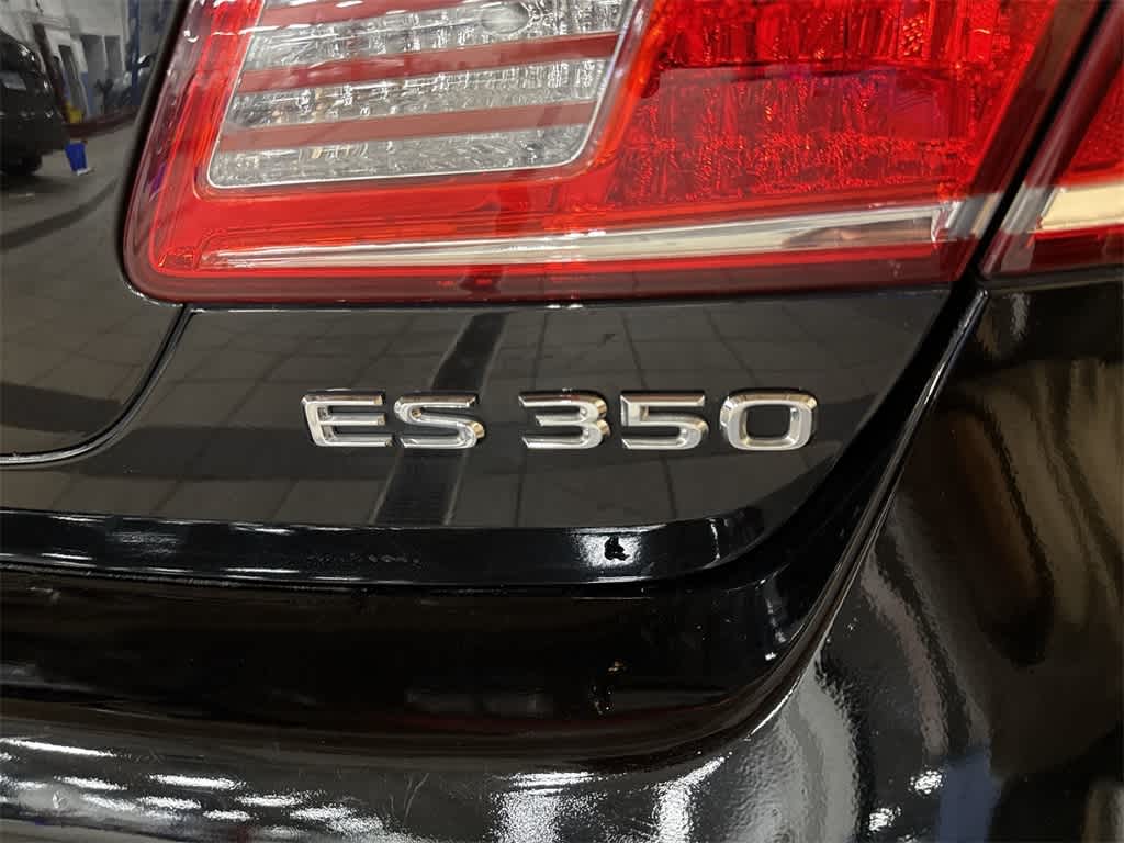 Thumbnail: 2011 Lexus ES - 27