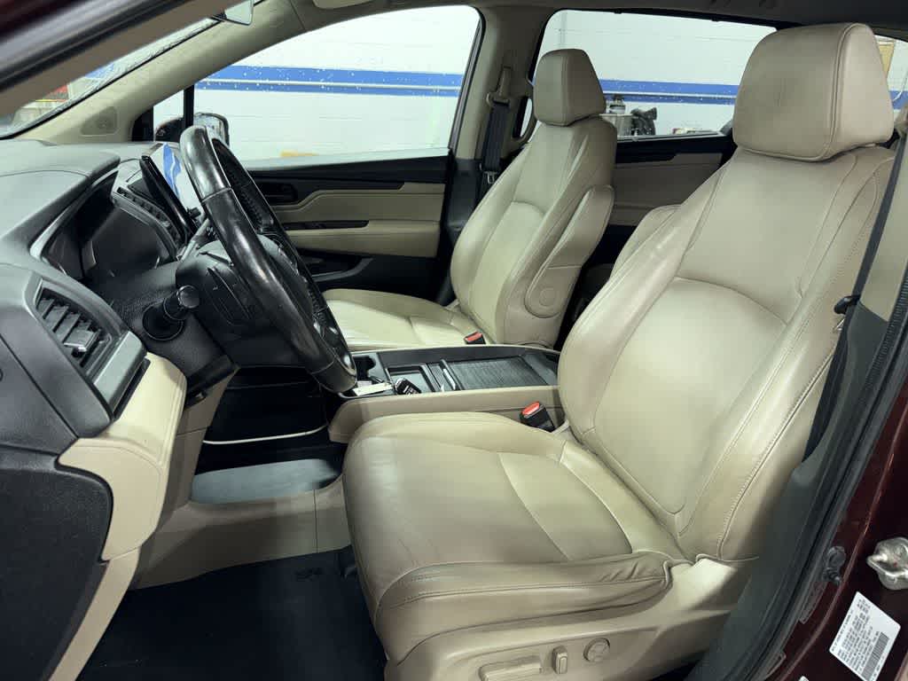 Thumbnail: 2019 Honda Odyssey - 15