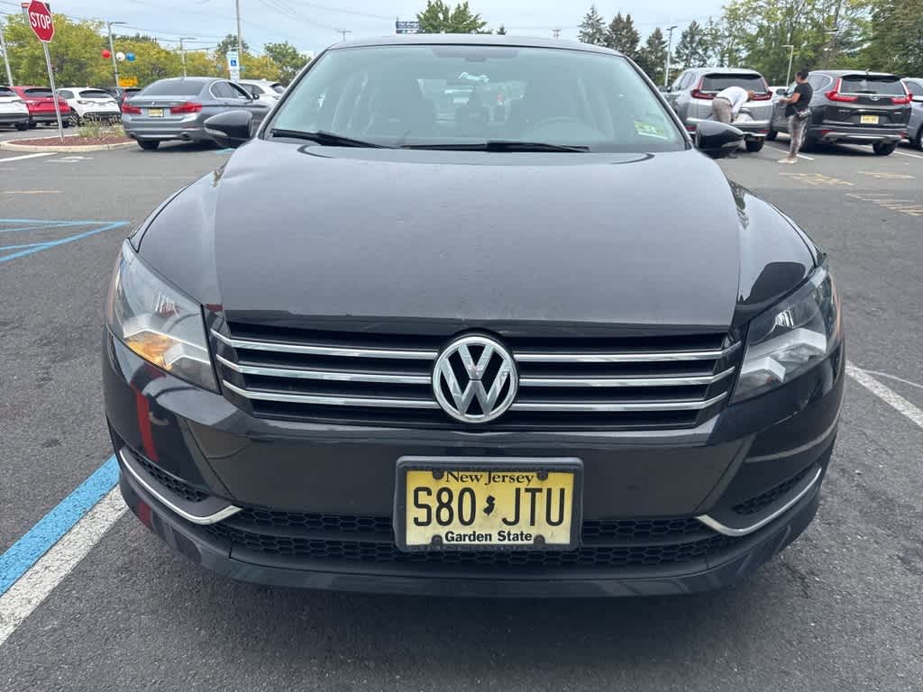 Thumbnail: 2012 Volkswagen Passat - 6