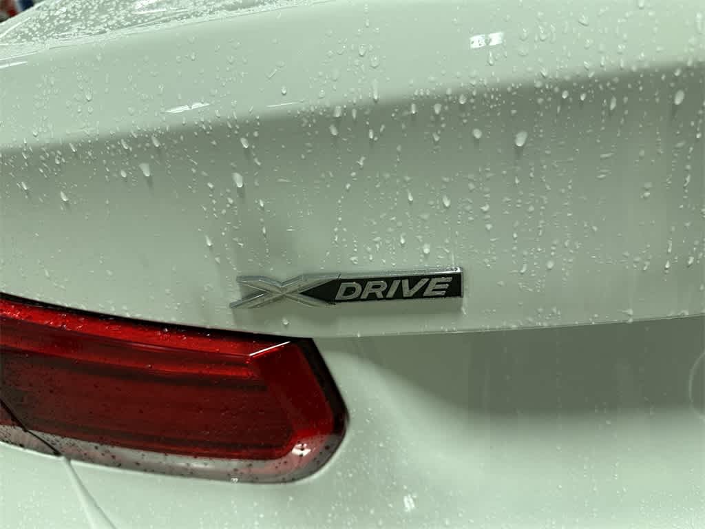 Thumbnail: 2017 BMW 3 Series - 28