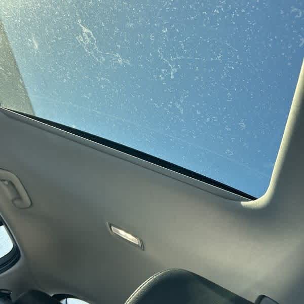 Thumbnail: 2018 Kia Stinger - 15