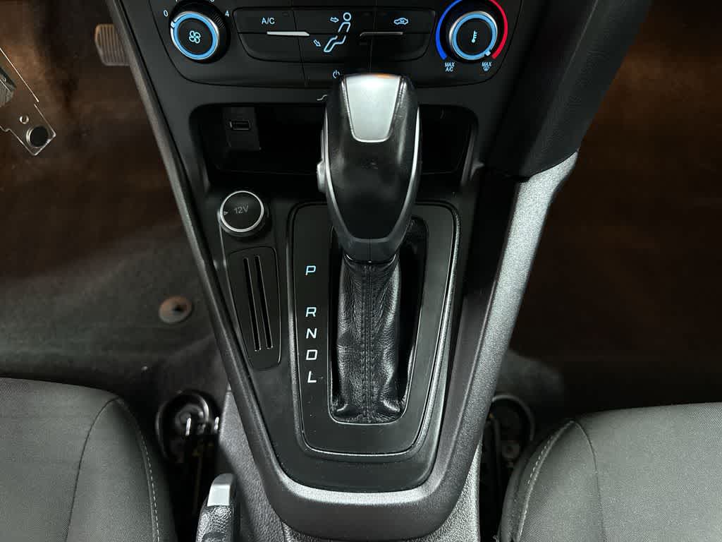 Thumbnail: 2016 Ford Focus - 31