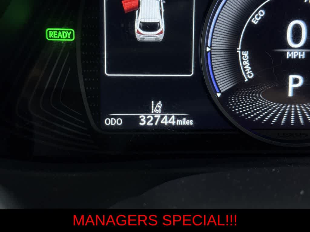 Thumbnail: 2024 Lexus UX - 19