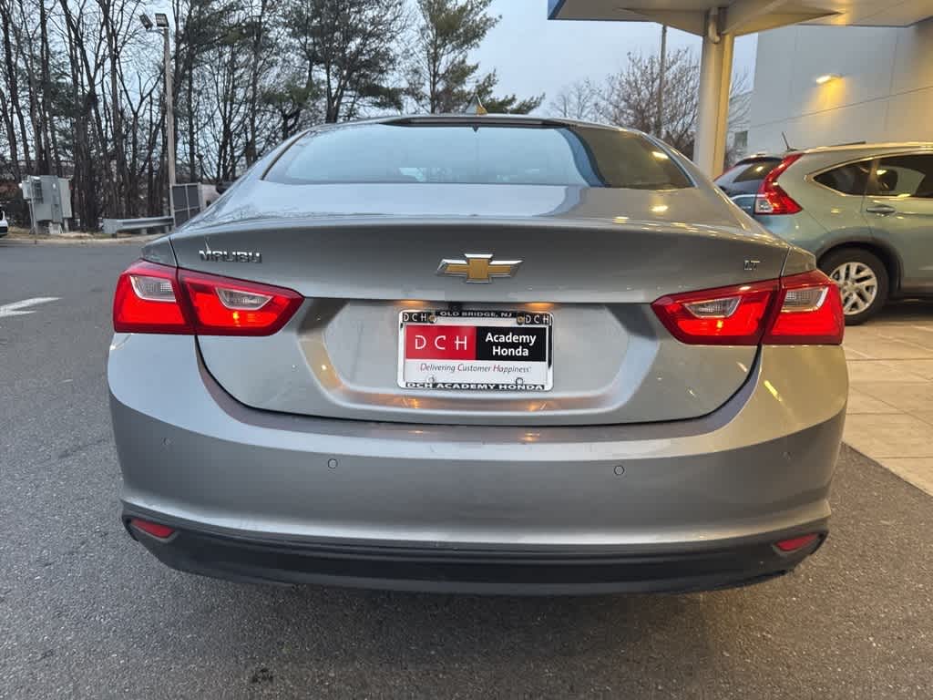 Thumbnail: 2024 Chevrolet Malibu - 3