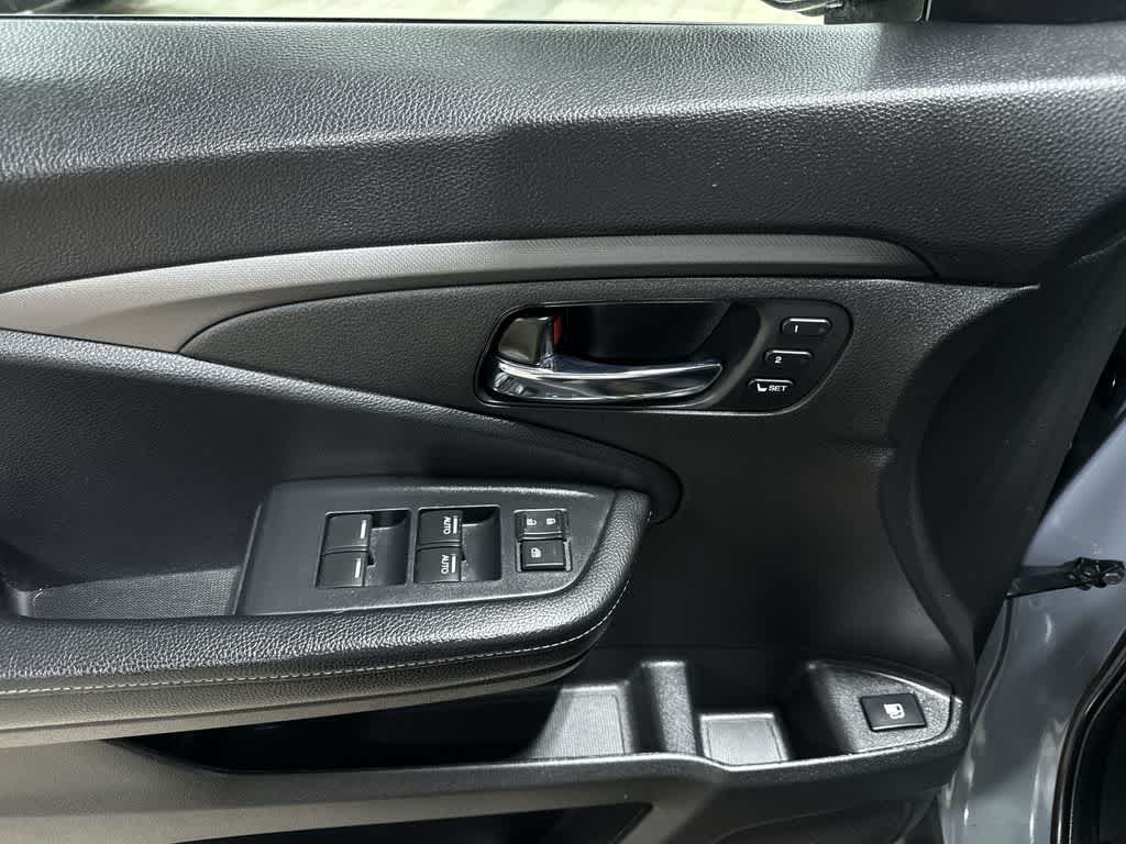 Thumbnail: 2023 Honda Ridgeline - 22