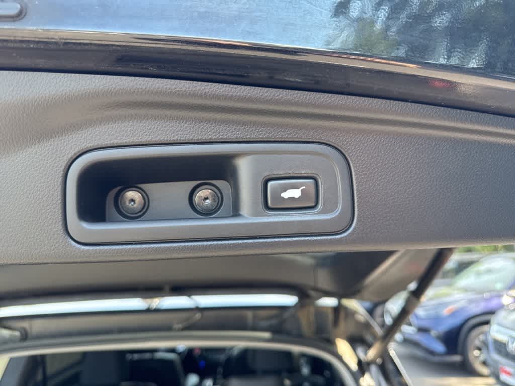 Thumbnail: 2019 Honda Pilot - 24