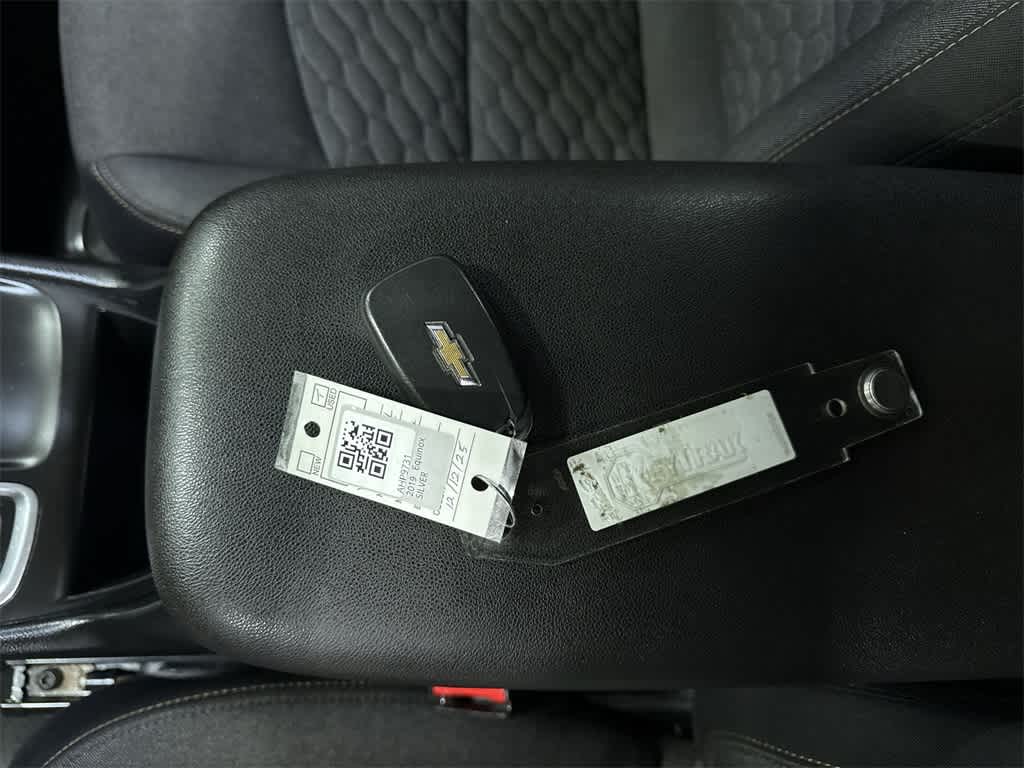 Thumbnail: 2019 Chevrolet Equinox - 31