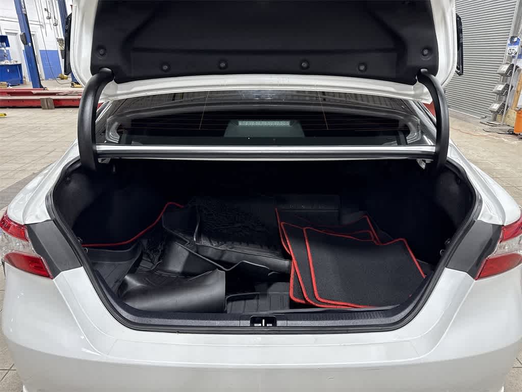 Thumbnail: 2020 Toyota Camry - 11