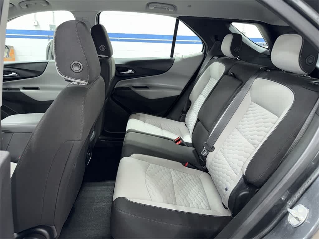 Thumbnail: 2020 Chevrolet Equinox - 17