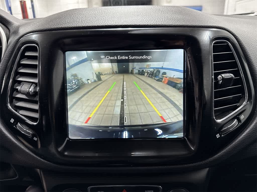 Thumbnail: 2021 Jeep Compass - 25