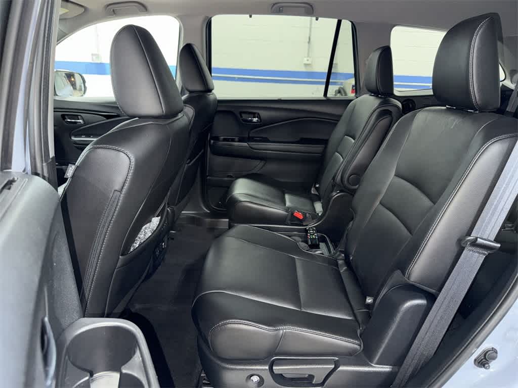 Thumbnail: 2022 Honda Pilot - 17