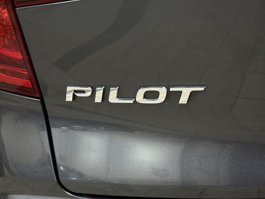 Thumbnail: 2016 Honda Pilot - 26