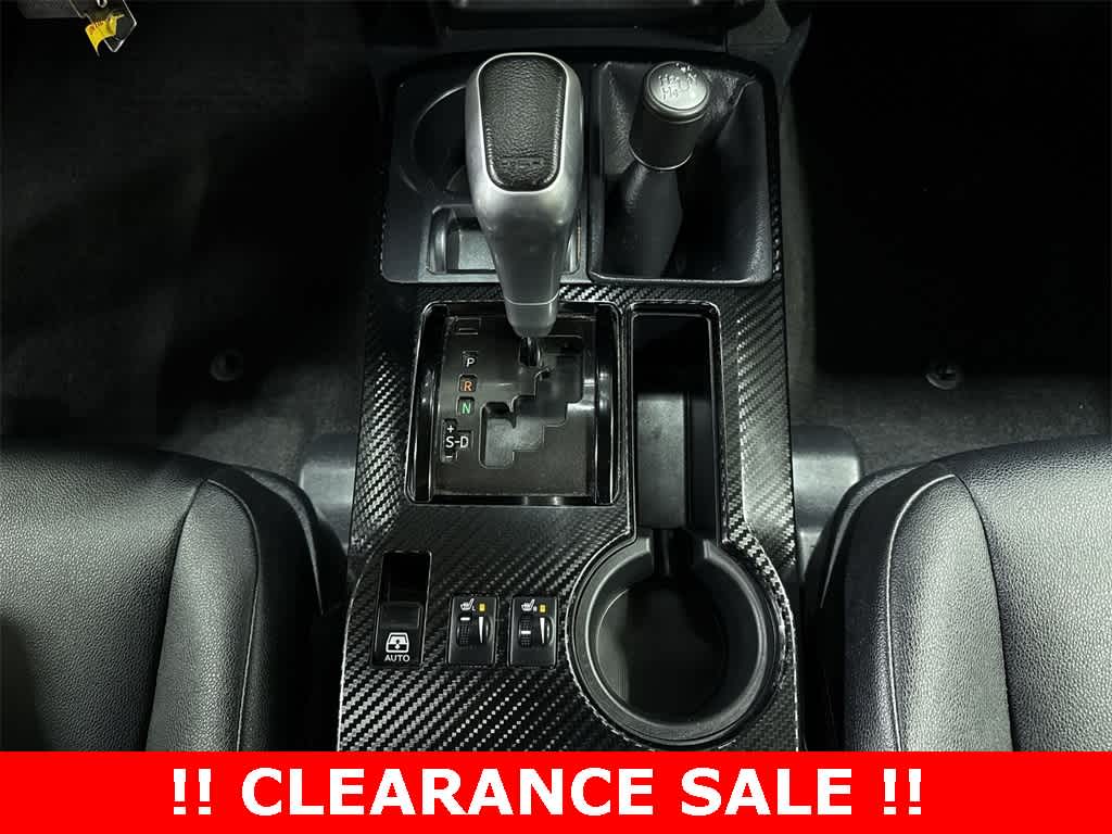 Thumbnail: 2019 Toyota 4Runner - 32